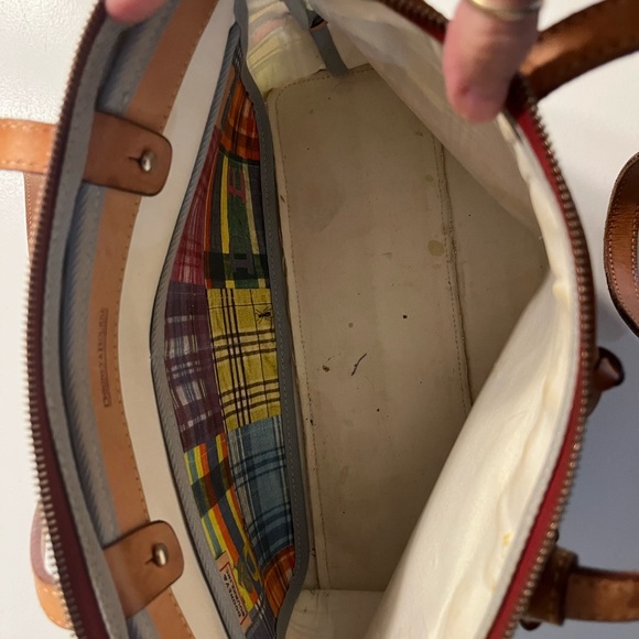 Light weight Dooney and Bourke Madrid print hand bag. EUC - Picture 7 of 9